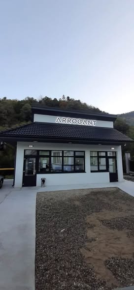 Vand spatiu comercial