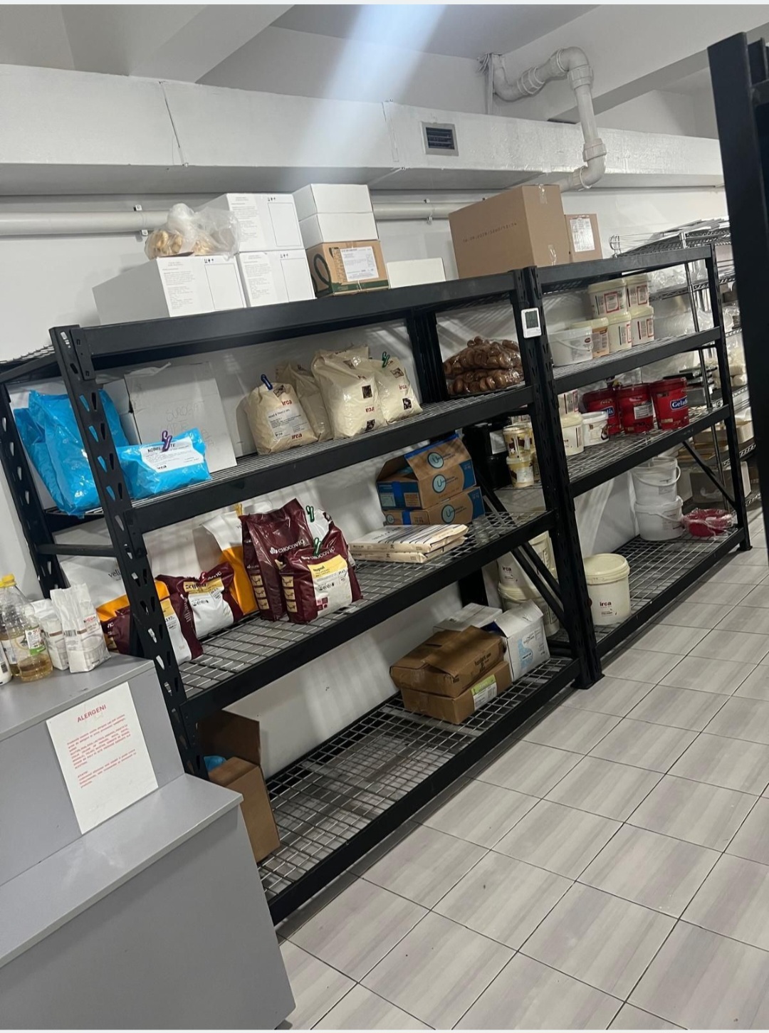 Închiriez sau Vând spațiu Laborator Cofetarie&Catering 310mp