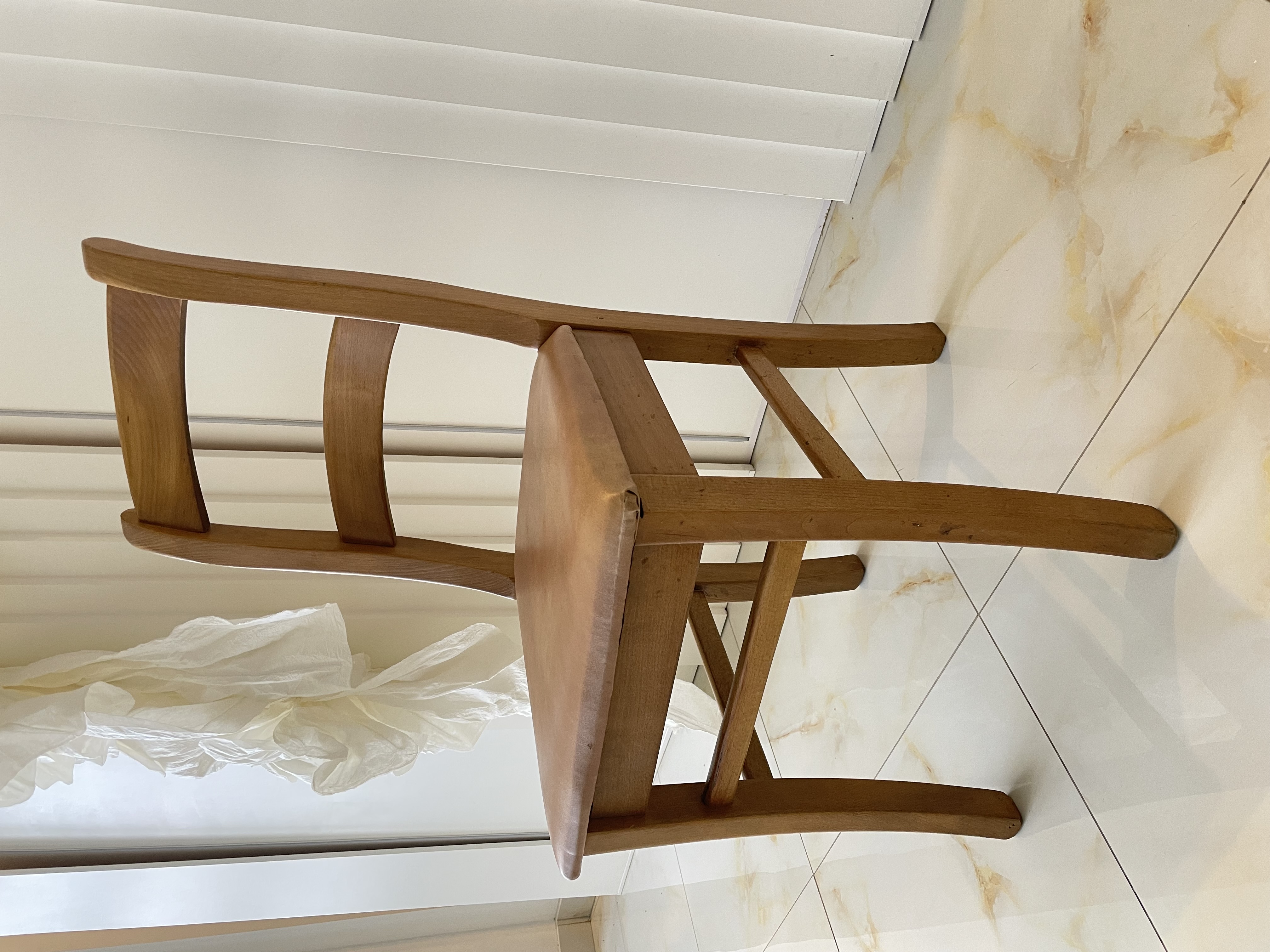 Scaune profesionale din lemn masiv de fag