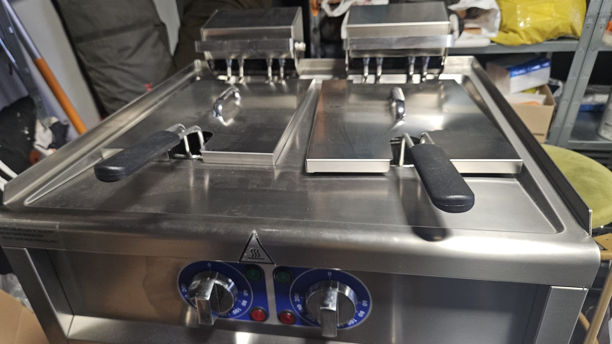 Friteuza electrica profesionala Maxima 2x10L – 12 kW, 3 faze, aproape noua