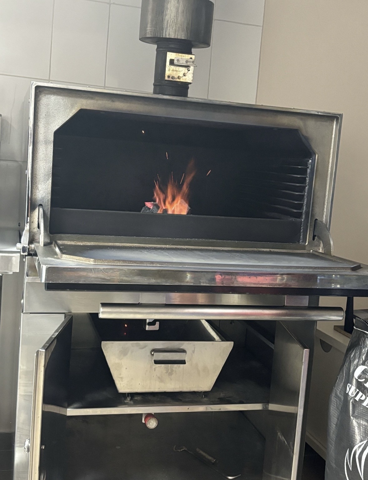 Cuptor Josper HJX  - Imagine 2