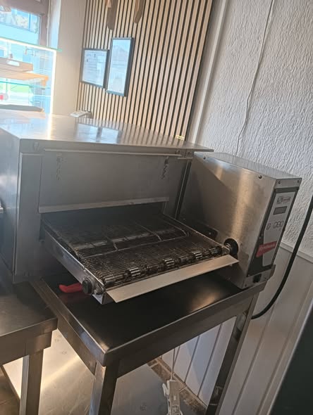 Vand patiserie covrigarie , completa sau utilaje - Imagine 2