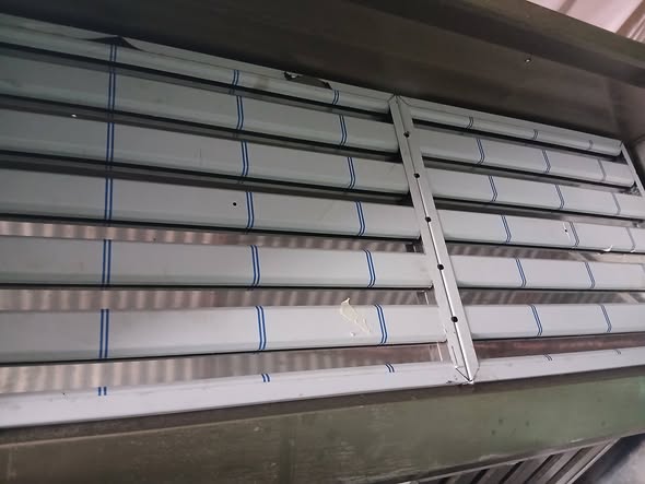 Hota profesionala horeca inox cu motor inclus – 1.10m – hota bucatarie restaurant Timisoara - Imagine 3