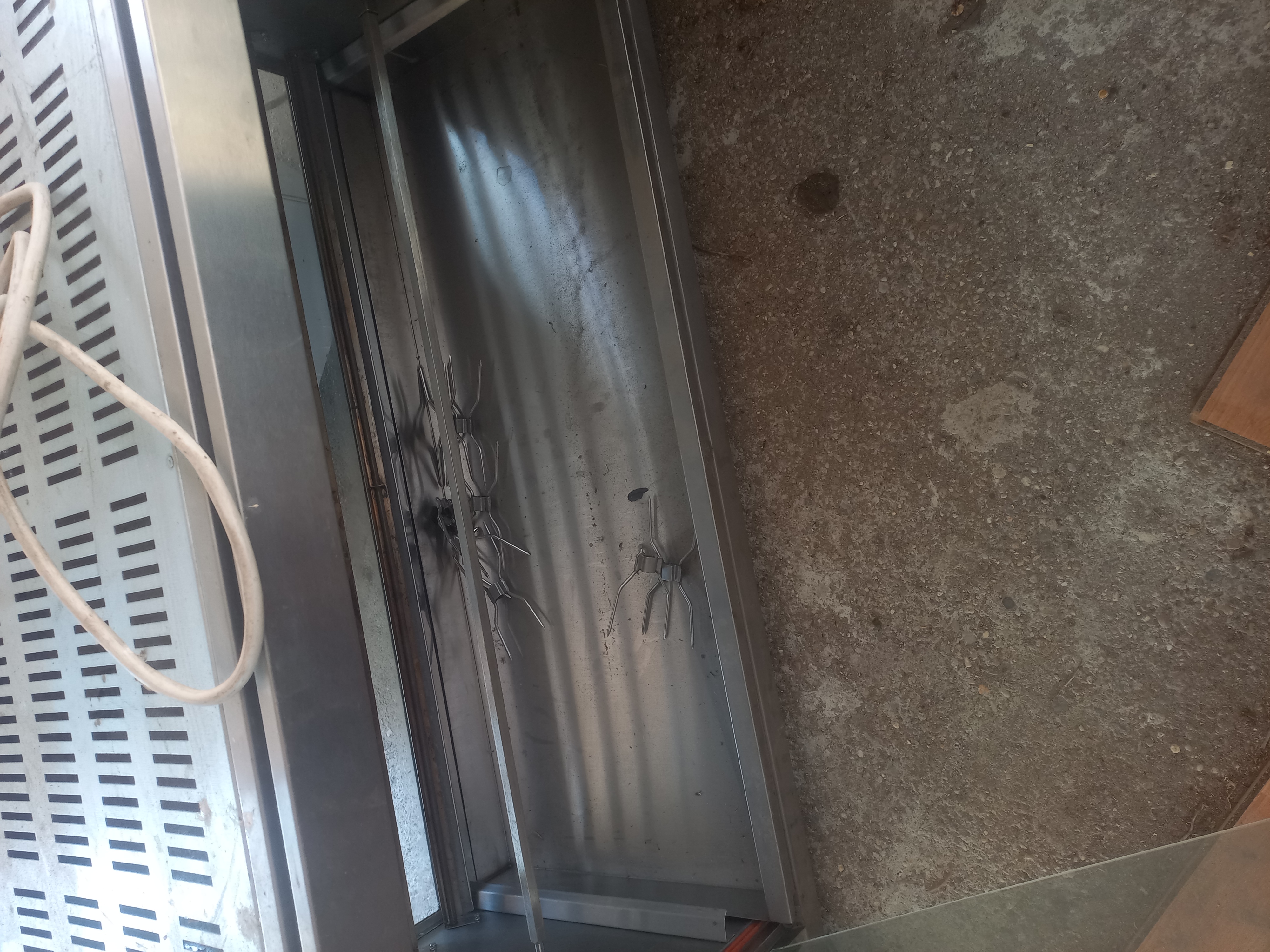 Protap rotativ North profesional – rotisor HoReCa evenimente