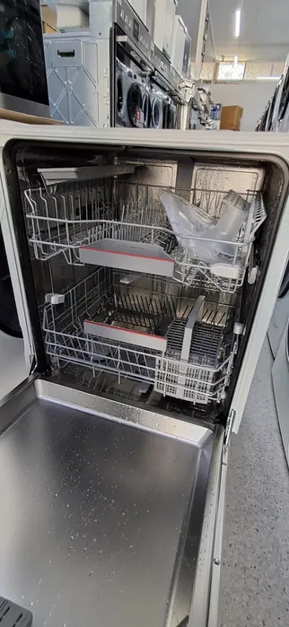 Mașină de spălat vase Bosch Seria 4 incorporabilă – 13 seturi – A+++ – GARANȚIE