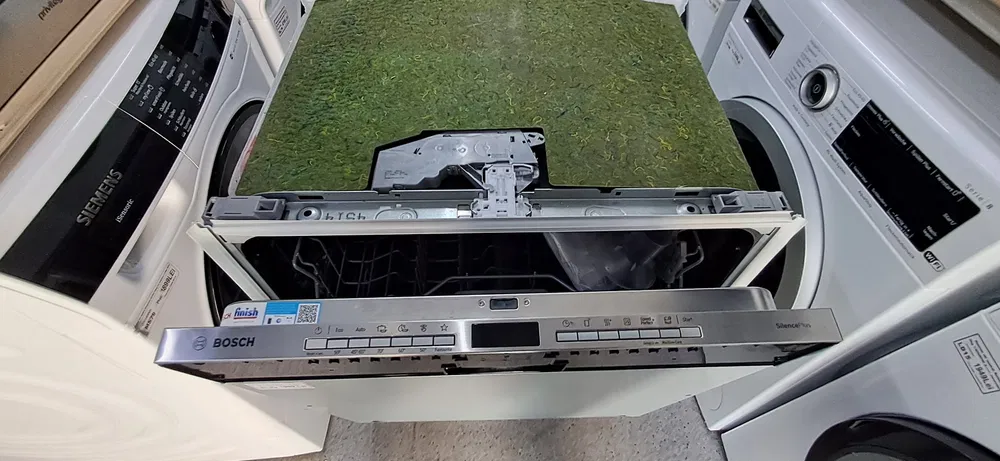 Mașină de spălat vase Bosch Seria 4 incorporabilă – 13 seturi – A+++ – GARANȚIE - Imagine 2