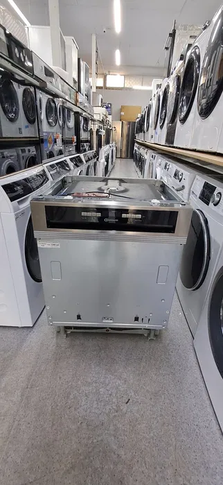 Masina de spalat vase Bauknecht semi-incorporabila – 14 seturi – A+++ – inverter – autodeschidere – NOUA – Garantie