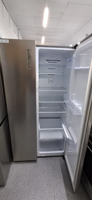 Frigider Hisense 519L A++ – No Frost – afisaj digital – NOU – Garantie - Imagine 2