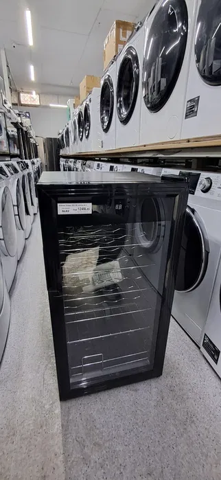 Vitrina vinuri 28 sticle (82L) – rafturi inox – NOUA – Garantie – Import Germania - Imagine 2