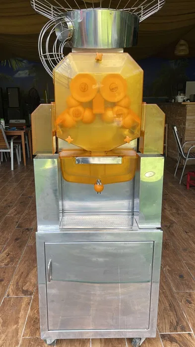 Storcător automat portocale profesional – aparat fresh suc HoReCa, stare perfectă - Imagine 3