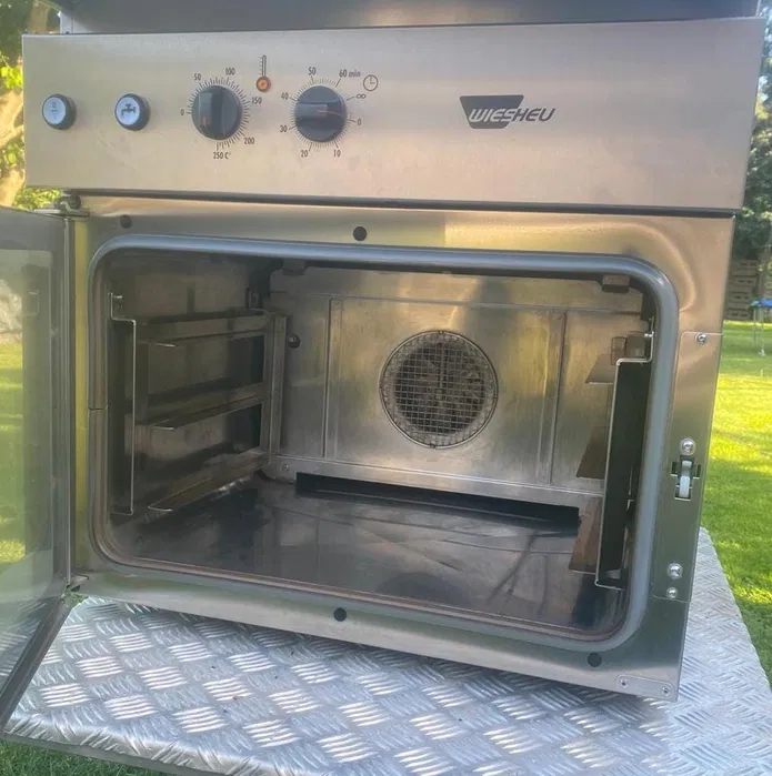 Cuptor profesional patiserie WIESHEU – 3 tăvi, 230V, ideal HoReCa, import Germania