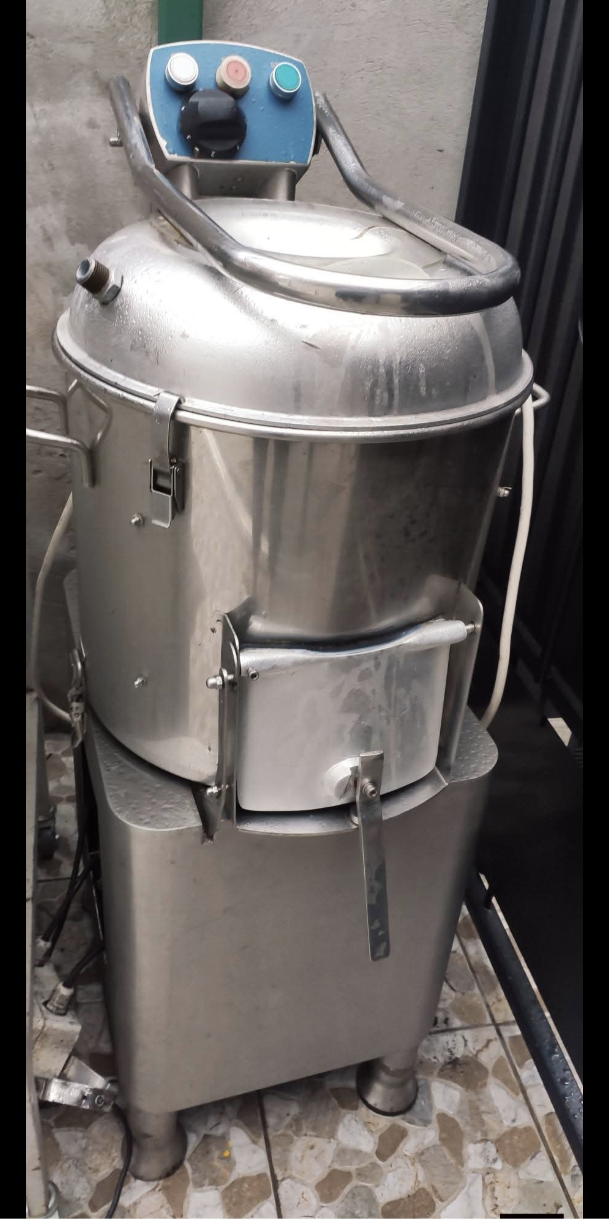 Mașină curățat cartofi Lancom capacitate 20 kg  - Imagine 3