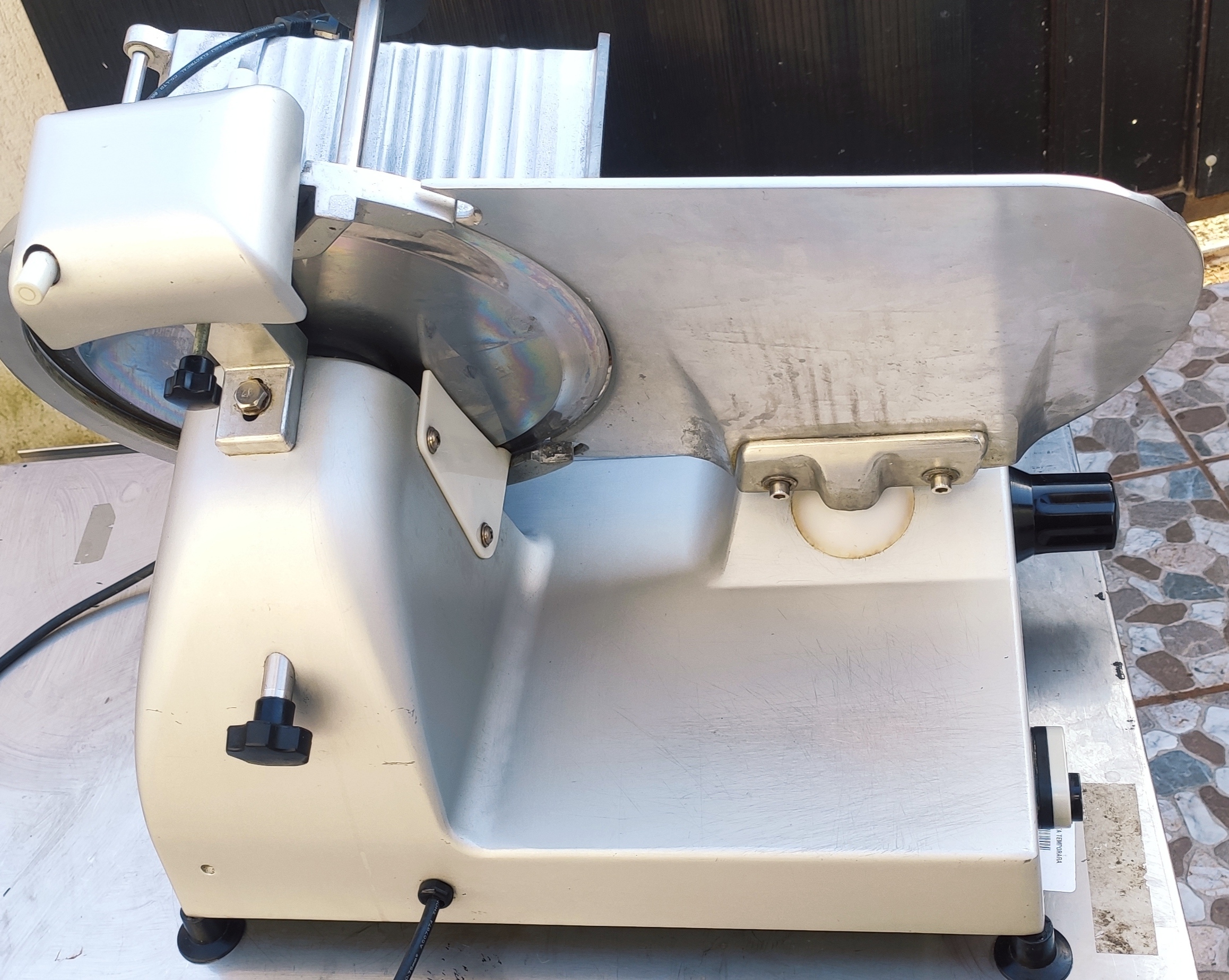 Feliator disc diametru de 300 mm, sistem de ascuțire inclus  - Imagine 2