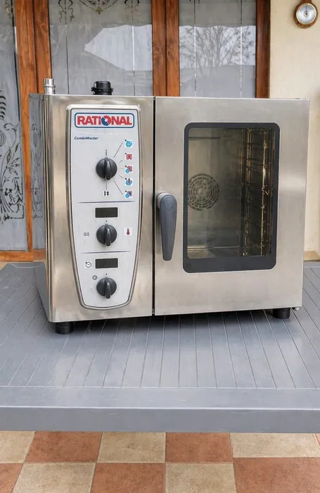 Cuptor Rational 6 tavi GN 1/1 profesional pentru restaurant si catering
