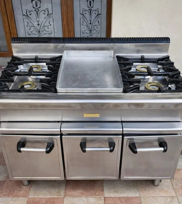 Aragaz profesional inox 4 arzatoare cu plita fry top HoReCa gaz putere mare