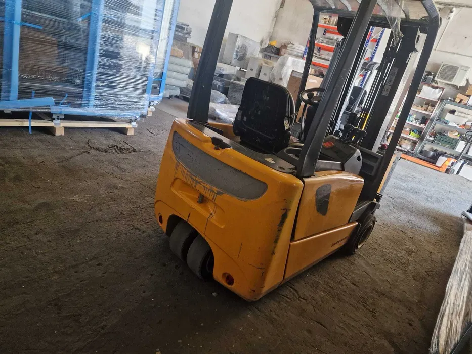 Stivuitor electric Jungheinrich EFG 216 | 1.6T | Baterie buna | Incarcator inclus | Stare foarte buna - Imagine 3