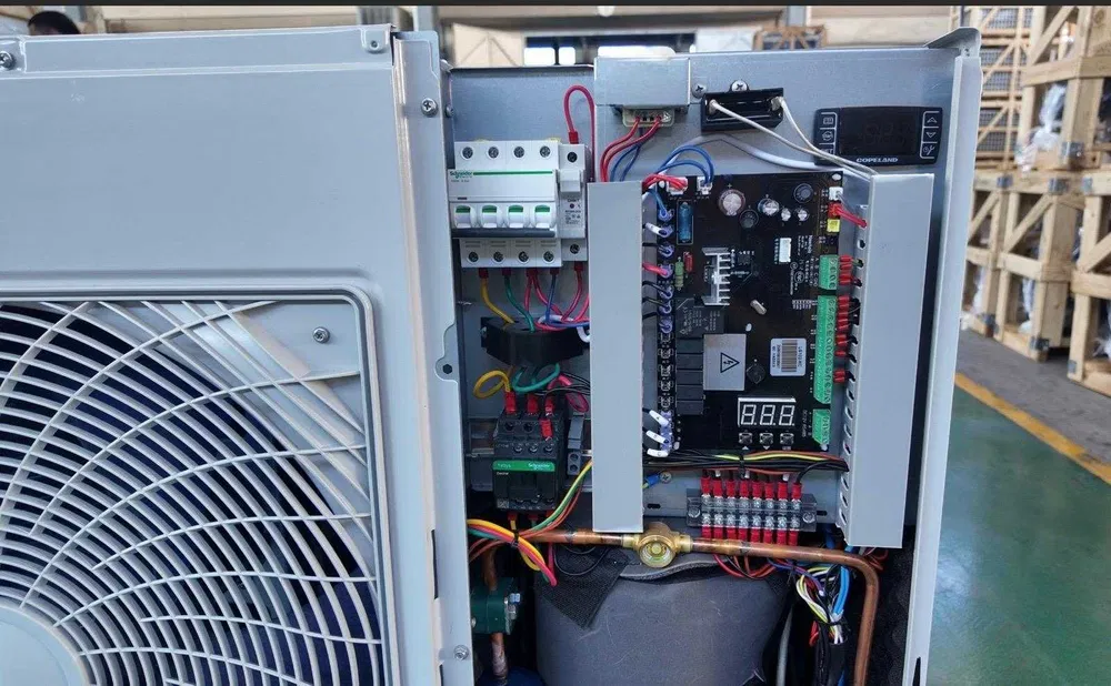 Agregat frigorific digital Copeland 7.3 kW NOU | Carcasat silentios | -10°C | Grup frigorific profesional - Imagine 2