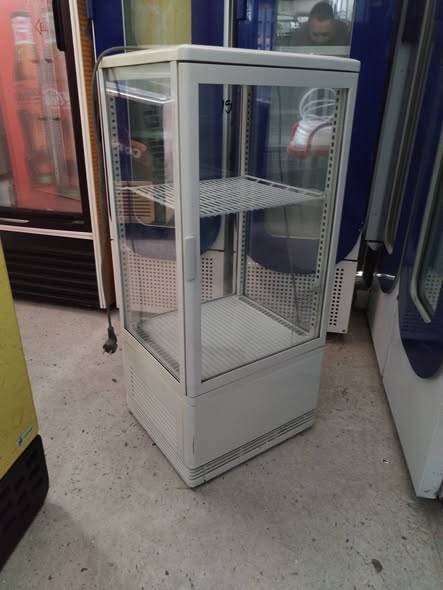 Vitrina frigorifica cofetarie – ideala prajituri / deserturi | 1000 lei | Galati - Imagine 2