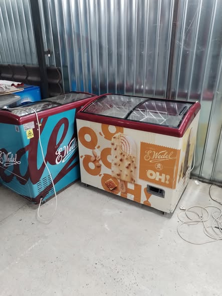 Lazi frigorifice inghetata Wedel – capac curbat, modele premium | Galati - Imagine 2