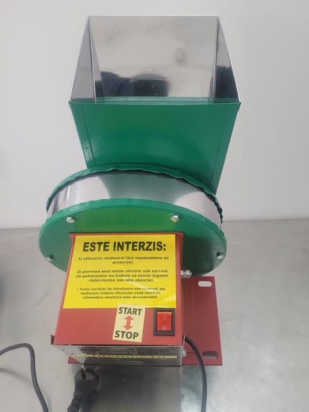 Zdrobitoare electrica inox fructe si legume – moara profesionala | 750 lei
