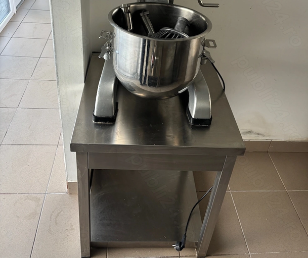 Mese inox si chiuvete profesionale HoReCa diverse modele