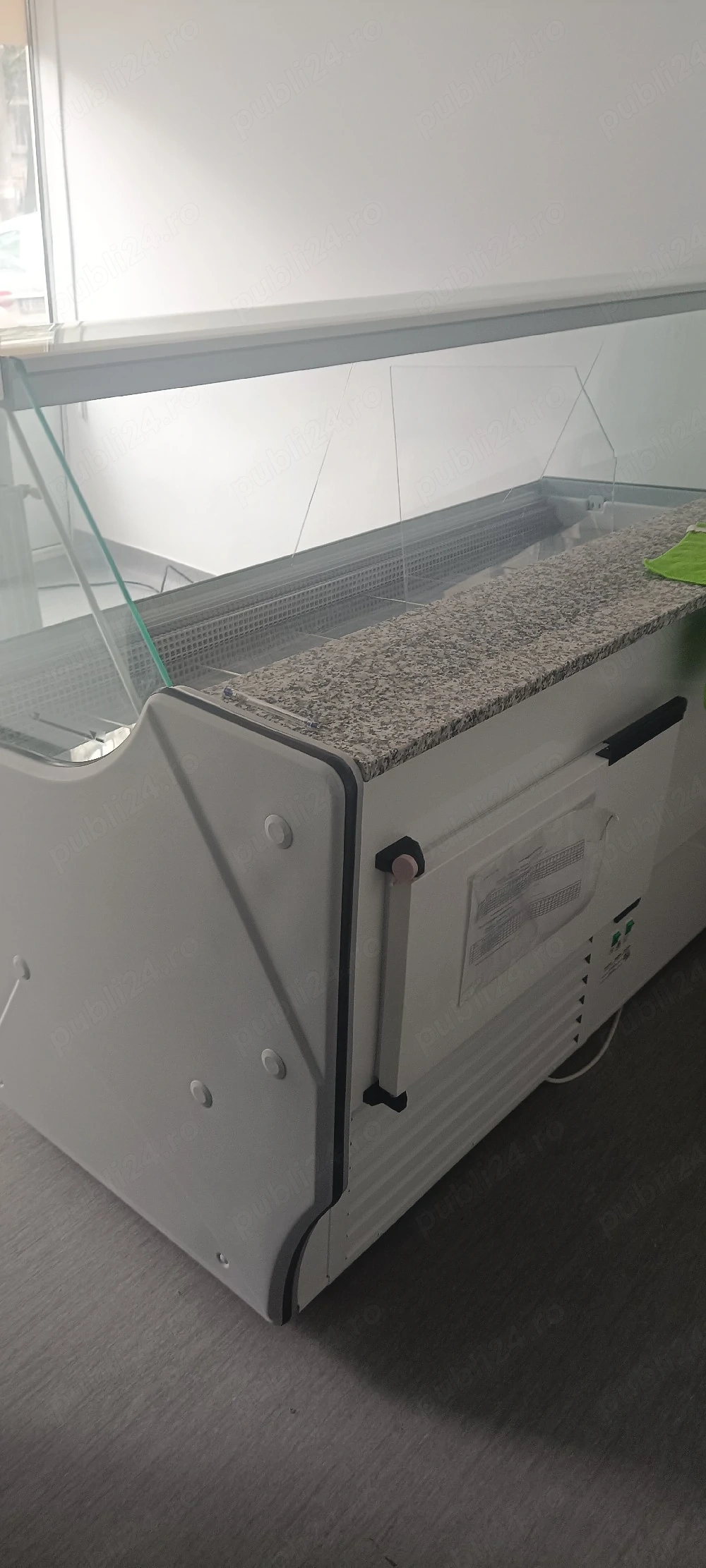 Pachet frigorific HoReCa complet – camera frigorifica + vitrina 2m | Rivacold + Danfoss - Imagine 3