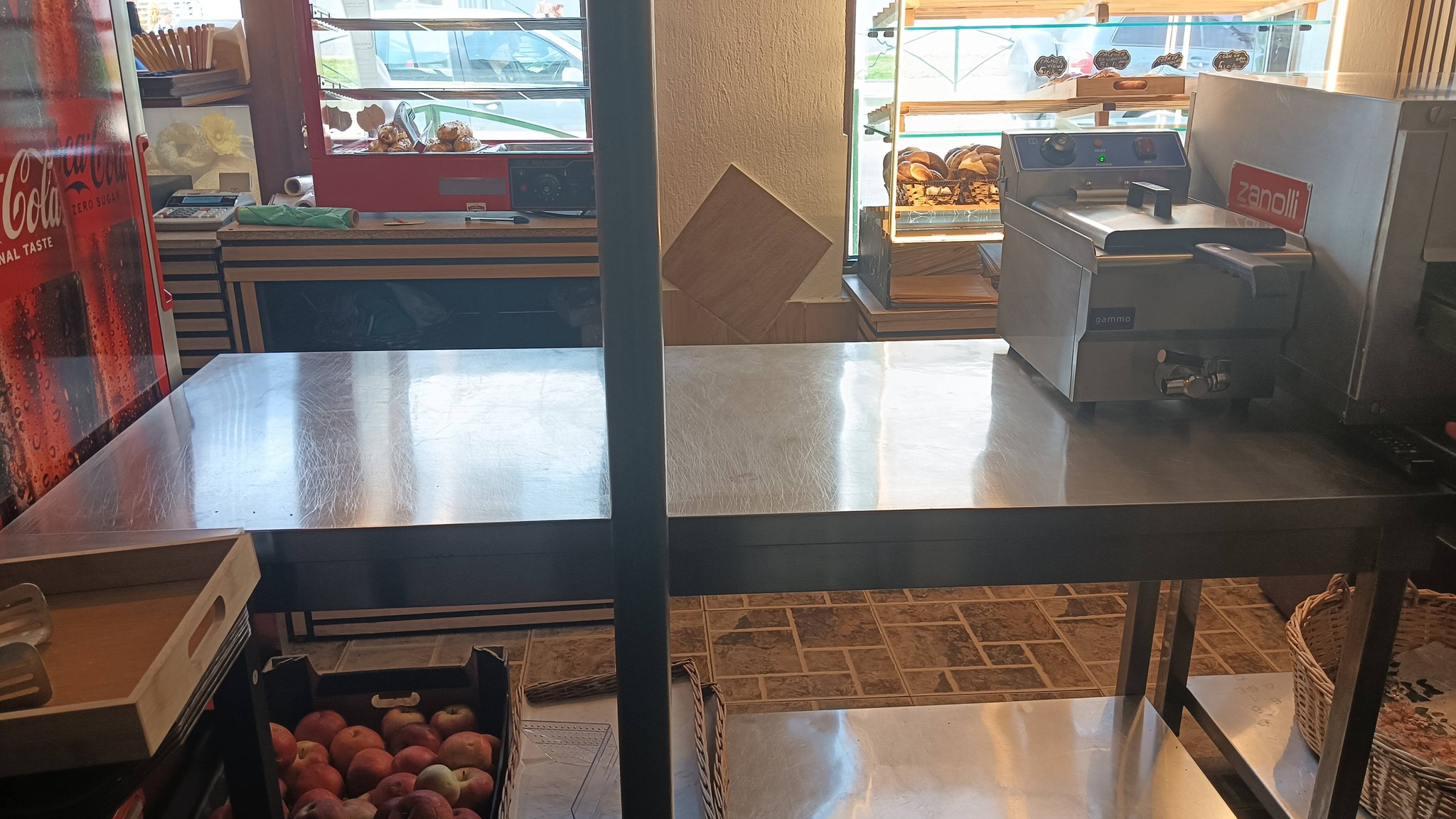 Masa inox profesionala pentru bucatarie HoReCa – blat de lucru inox