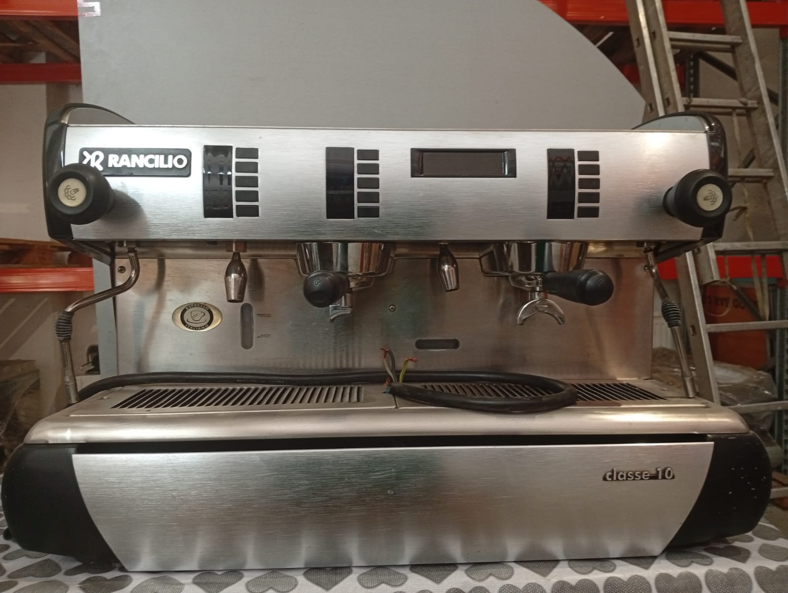 Mașini cafea 1, 2, 3 grupuri, automate