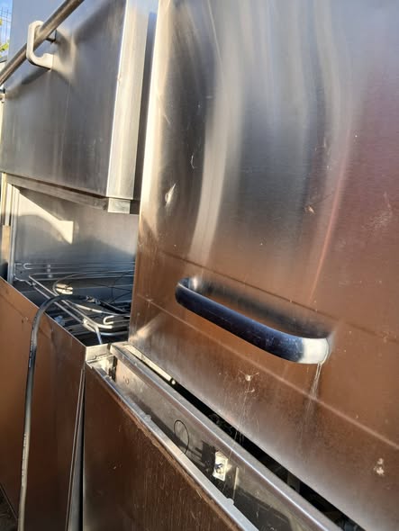 Masina profesionala de spalat vase pentru piese – echipamente horeca – Timisoara 2 bucati - Imagine 3
