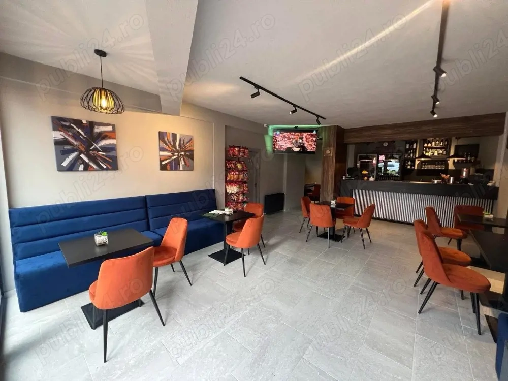 Set mobilier HoReCa – mese si scaune pentru cafenea, restaurant sau bistro