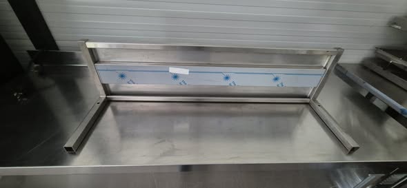 Polita Inox de Perete Profesionala – cu Console Incluse - Imagine 3