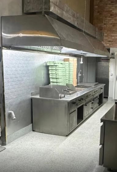 Hota Profesionala din Inox 4,1 m cu Ventilator Exterior – Pentru Restaurante si Bucatarii HoReCa