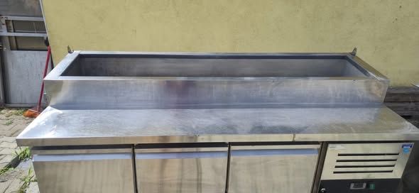 Masa Rece Profesionala cu 6 Sertare si Salatiera – 180 cm - Imagine 2