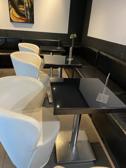 Fotolii HoReCa Premium, Mese cu Blat din Sticla si Canapele pentru Cafenea, Bar sau Restaurant - Imagine 3