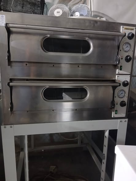 Cuptor profesional pentru pizza cu 2 camere de coacere – Vanzare urgenta - Imagine 3