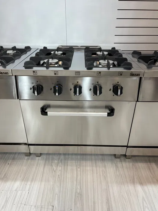Aragaz Profesional cu Cuptor pe Gaz – 4 Arzatoare | Capacitate 3 Tavi 40x60 | Produs Nou - Imagine 3