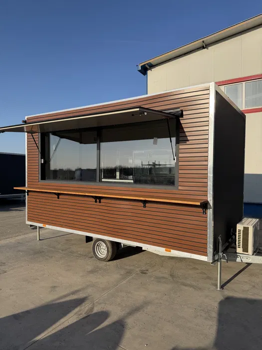 Rulote Comerciale Premium food truck pentru Street Food, Rotiserie, Gogosi si Fast Food - Imagine 3