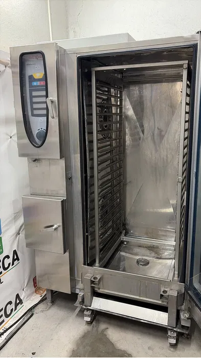 Cuptor Rational pe gaz 40 tavi GN 1/1 – capacitate mare pentru catering si productie alimentara - Imagine 3