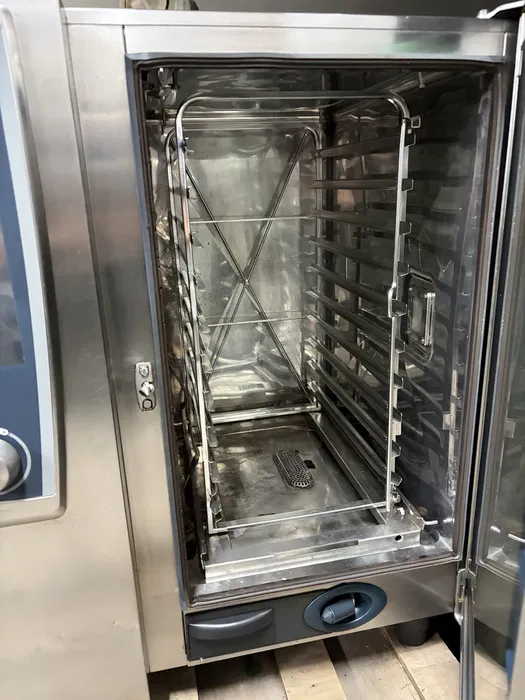 Cuptoare Rational profesionale – modele pe gaz si electrice, diferite capacitati - Imagine 3
