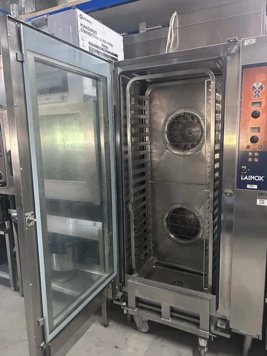Cuptor convectomat profesional Lainox 20 tavi GN 1/1 – electric, ideal pentru restaurante si catering - Imagine 3