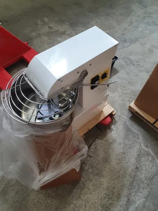 Malaxor profesional pentru aluat 22 litri - produs nou, fabricat in Italia - Imagine 4