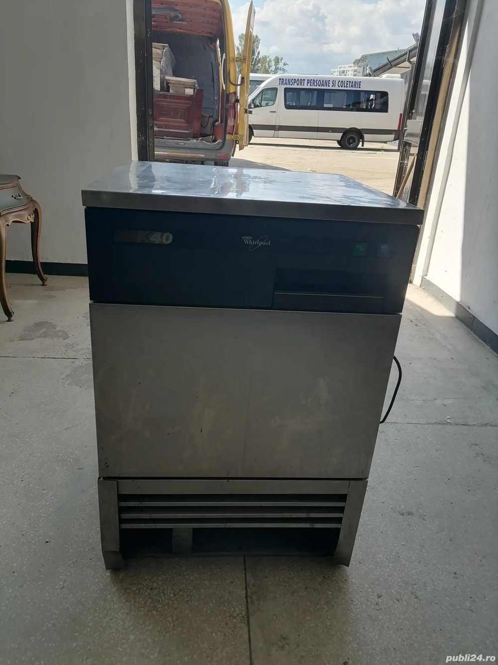 Masina de facut gheata profesionala Whirlpool – ideala pentru baruri, restaurante si horeca