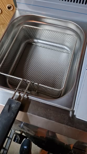 Friteuza Profesionala pe Gaz Dubla 12+12 Litri | Noua, Garantie, Consum Redus - Imagine 2
