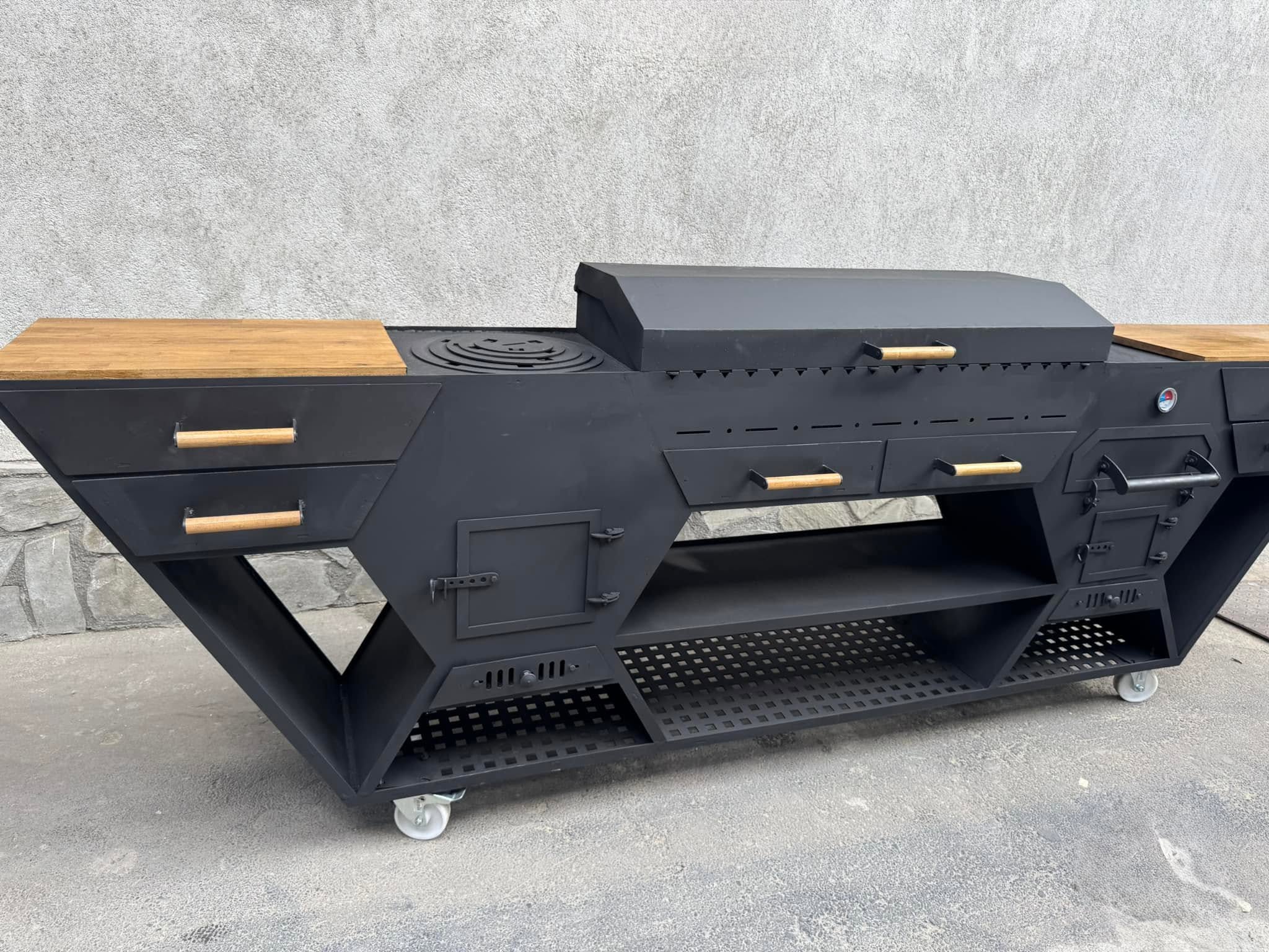 MASTER PRO GRILL - Grill de Gradina Multifunctional cu Cuptor pe Lemne si Suport Ceaun - Imagine 4