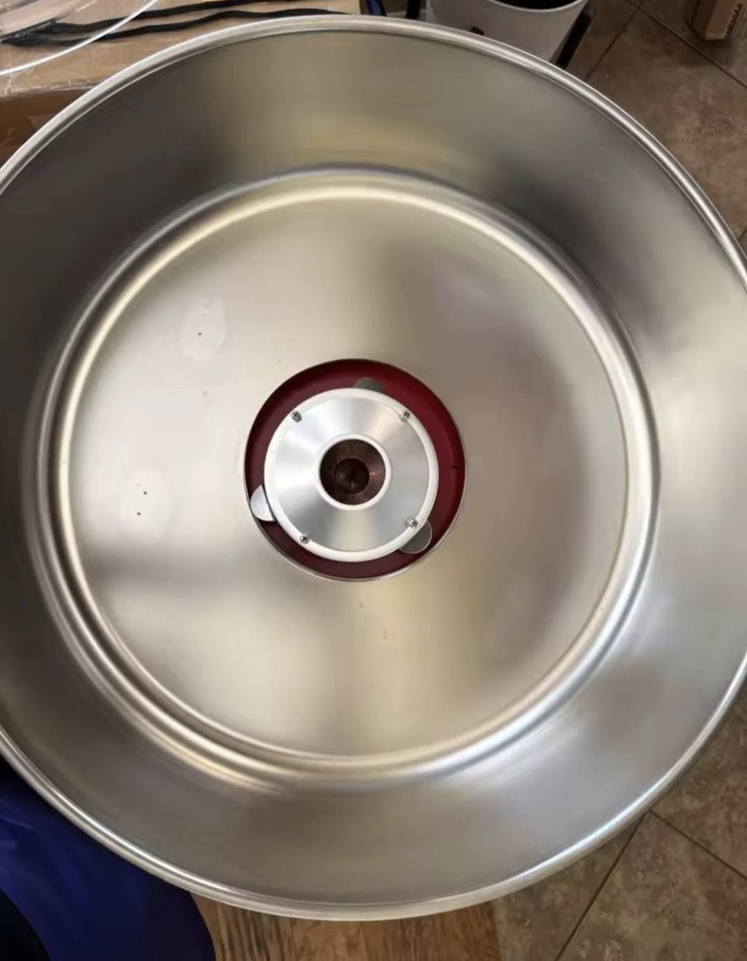 Aparat profesional pentru vata de zahar VEVOR - NOU, 1000W, cuva inox 52 cm