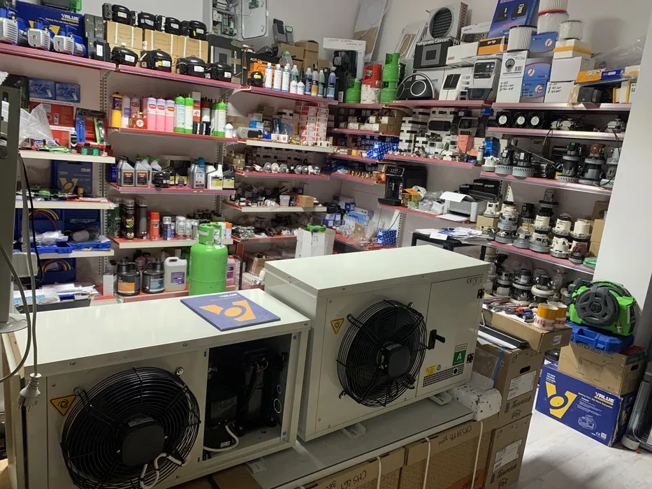 Agregat frigorific carcasat pentru vitrina frigorifica - 220V / 380V, refrigerare si congelare