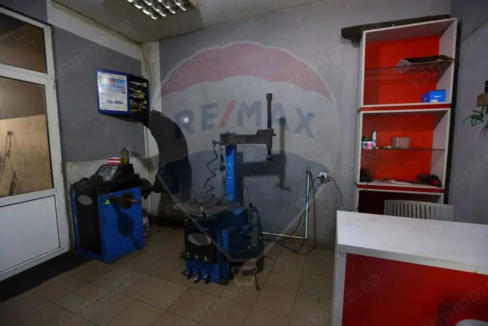 Afacere la cheie cu restaurant, spalatorie auto si vulcanizare - Complex comercial de vanzare - Imagine 2