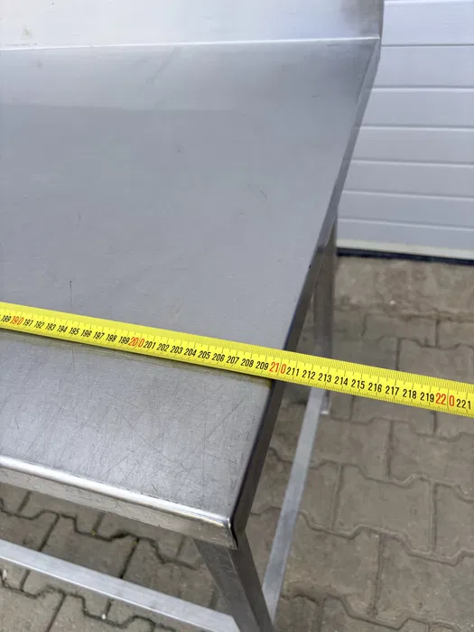 Masa de lucru inox profesionala cu raft inferior pentru restaurant, fast-food, laborator si HoReCa