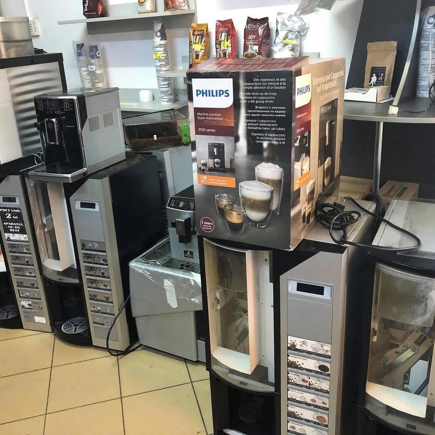 Espressor automat Philips seria 3100 - cafea boabe, LatteGo, espresso automat profesional pentru birou si HoReCa