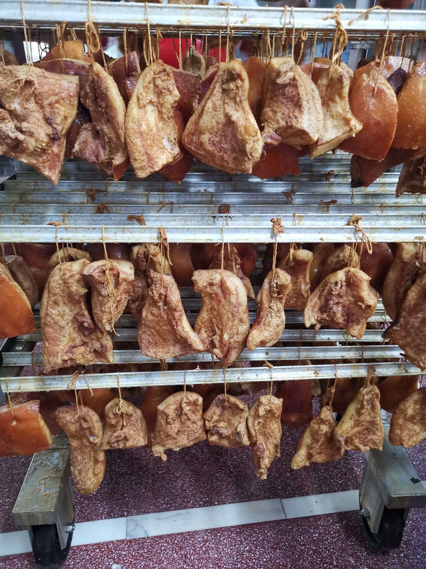 Sorici afumat productie proprie - produs traditional pentru magazine, restaurante si HoReCa